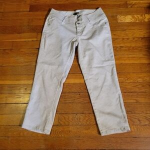 Vintage "Only You" Tone on Tone Rhinestone Button Capri Pants